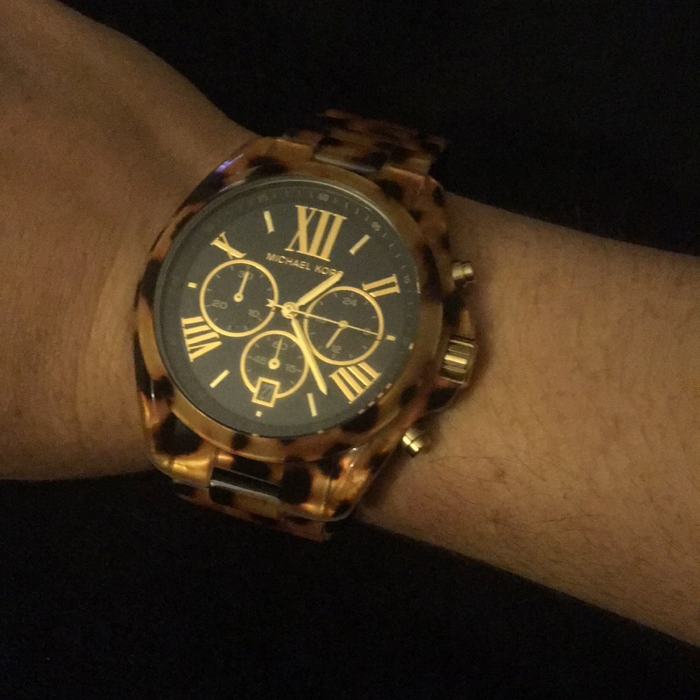 Tortoise watch
